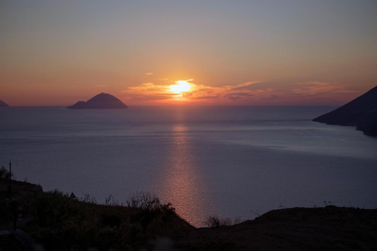 Castellaro Wine Resort Città di Lipari Esterno foto