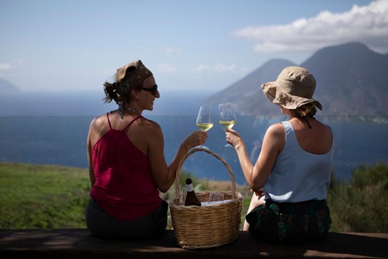 Castellaro Wine Resort Città di Lipari Esterno foto