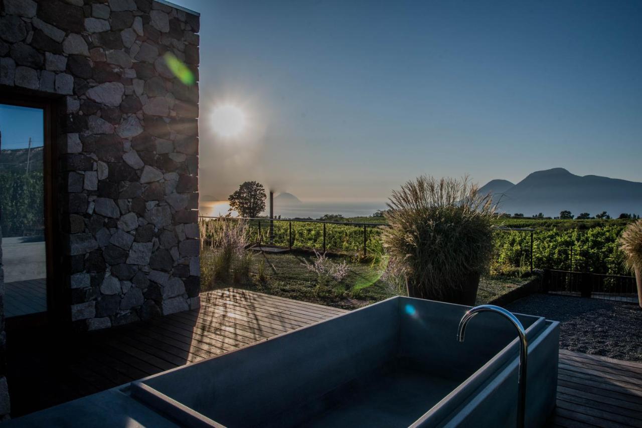 Castellaro Wine Resort Città di Lipari Esterno foto